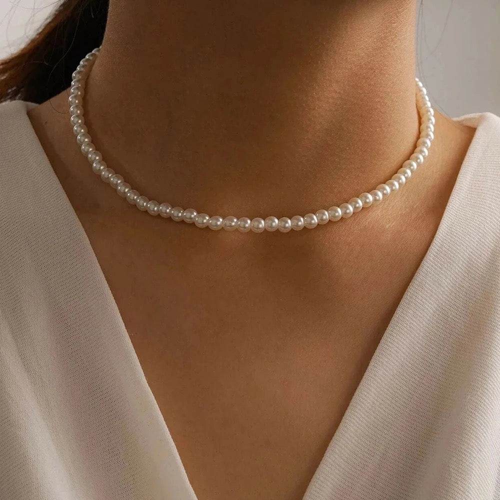 Classic Pearl Necklace