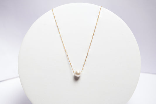 Roni Pearl Necklace