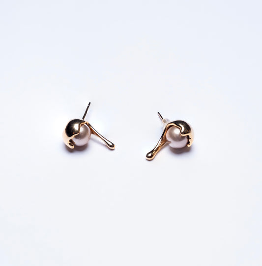 Bora Earrings