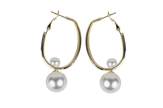 Dua pearl earring